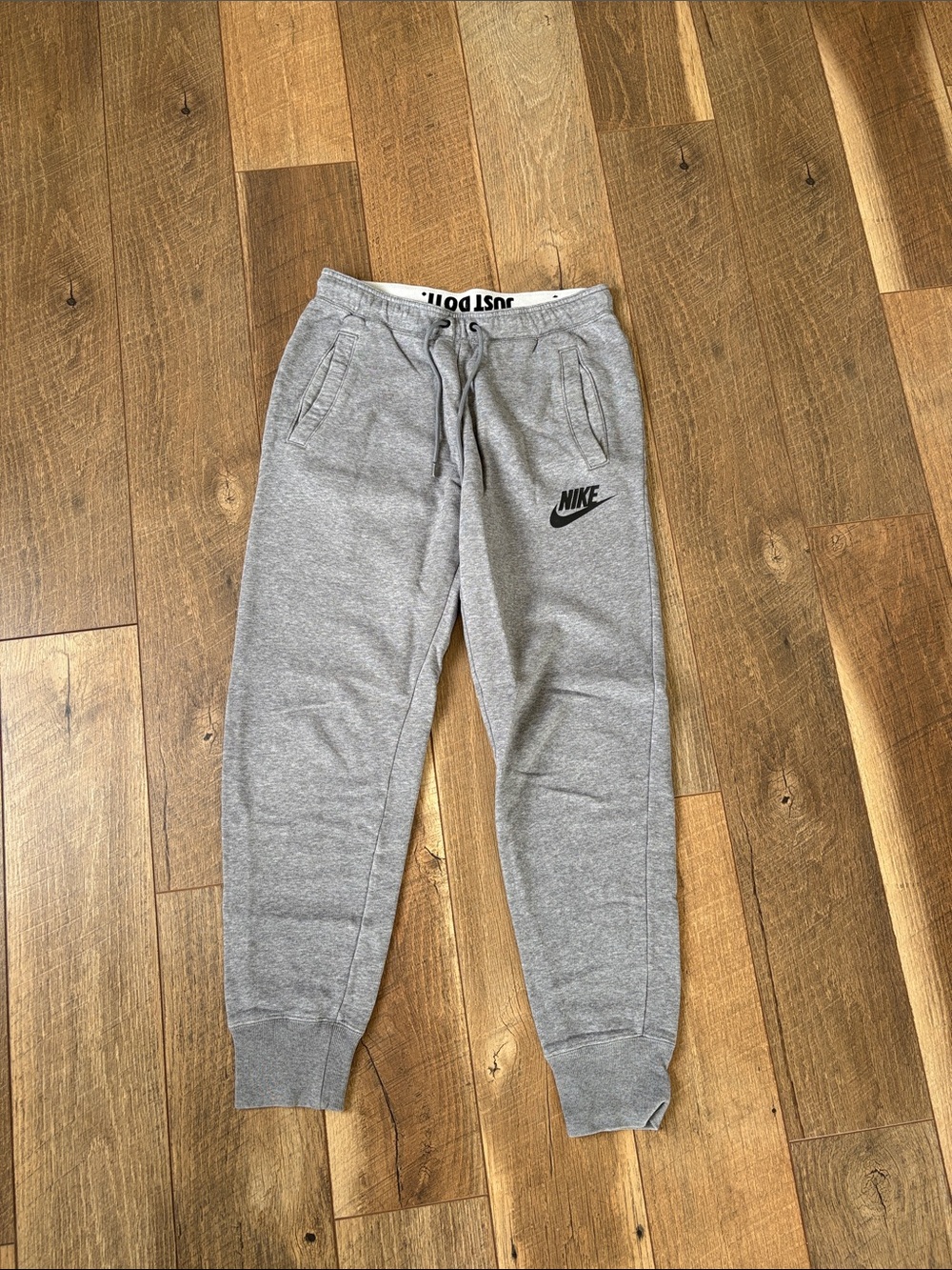 Nike Women’s Gray Jogger Sweatpants with Black Logo